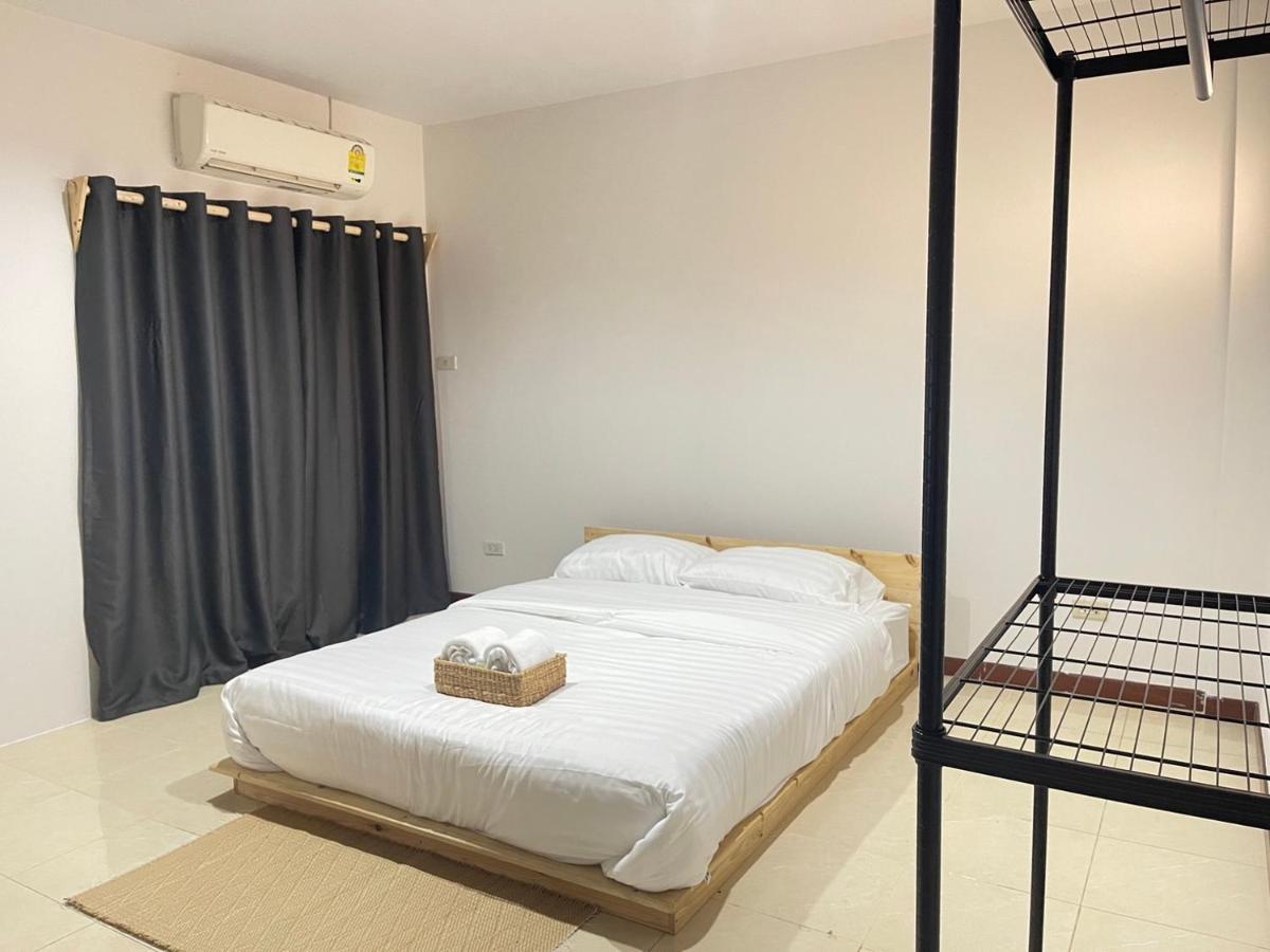 Baan Chinnakarn Chiang Mai Luaran gambar